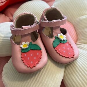 Baby Boden strawberry Shoes Sz 6-12 months